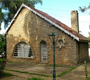 CASA PARALELEPIPEDO
