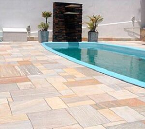 PISCINA PEDRA MINEIRA